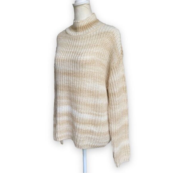 Calvin klein beige stripe turtleneck sweater | NWT - Picture 4 of 13